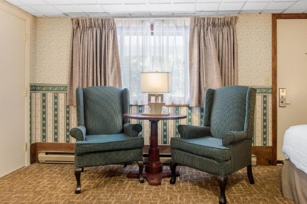 Coachman Inn image 17